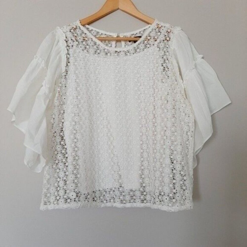 Stella & Dot White Lace Flutter Sleeve Blouse
